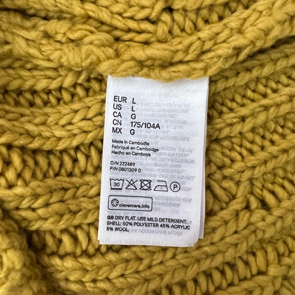 H&M - Rib-knit Turtleneck Sweater - Picture 3 of 7